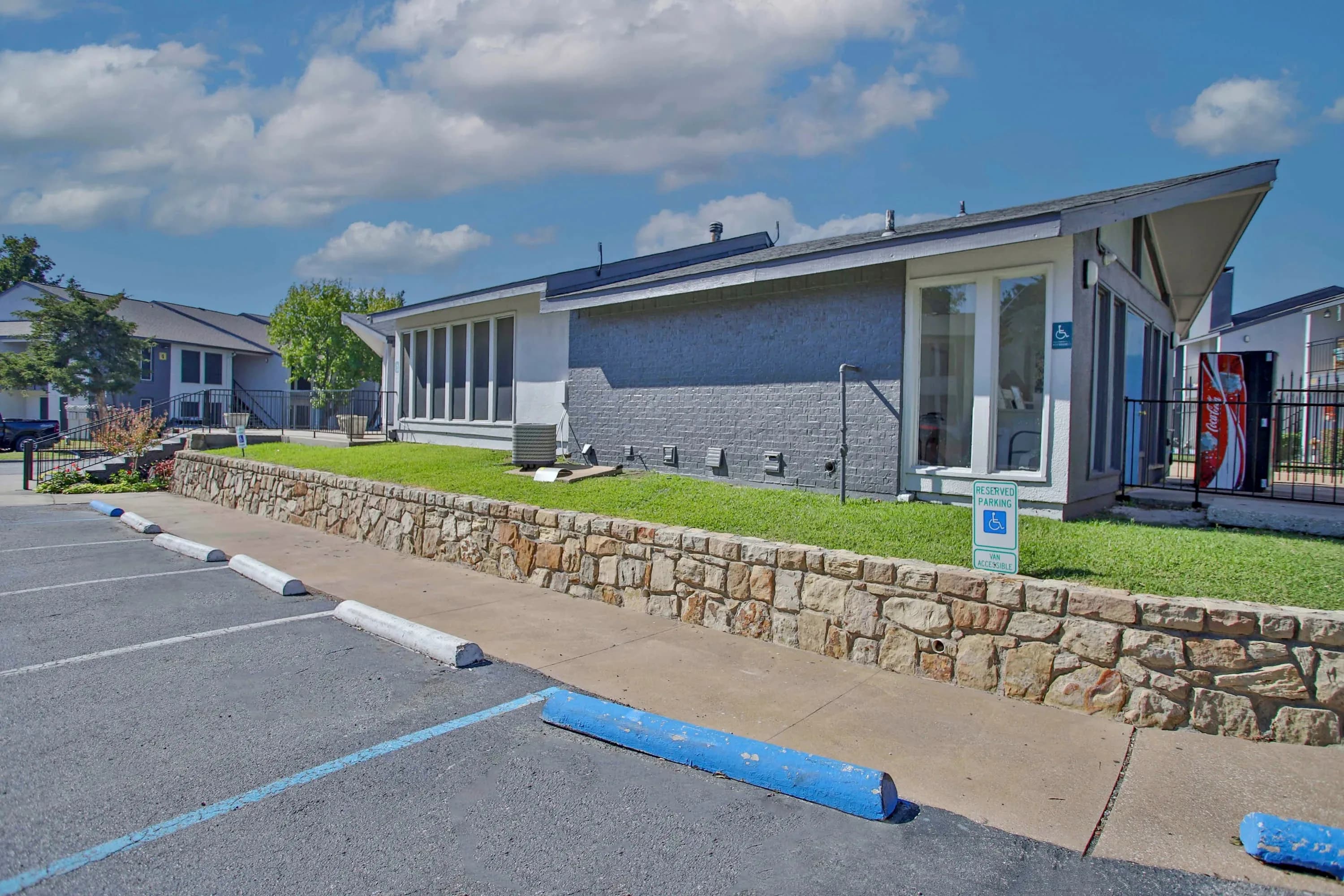 Responsive apartment maintenance and exterior community view